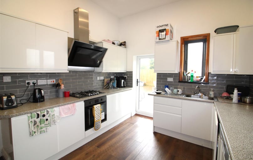 Trent Boulevard, West Bridgford, Nottingham - Image 1